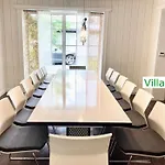 Villa Emg Nah Hannover Mit Pool, Kamin, Garten, Teich, Wald, Partyraum Fuer Familien Gruppen Bis 22 Personen