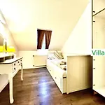 Villa Emg Nah Hannover Mit Pool, Kamin, Garten, Teich, Wald, Partyraum Fuer Familien Gruppen Bis 22 Personen