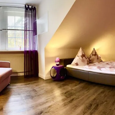 Villa Emg Fuer Familien Und Gruppen In Hannover Celle