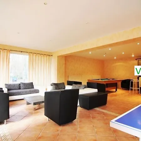 Vila Emg Nah Hannover Mit Pool, Kamin, Garten, Teich, Wald, Partyraum Fuer Familien Gruppen Bis 22 Personen Celle