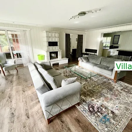 Emg Nah Hannover Mit Pool, Kamin, Garten, Teich, Wald, Partyraum Fuer Familien Gruppen Bis 22 Personen *