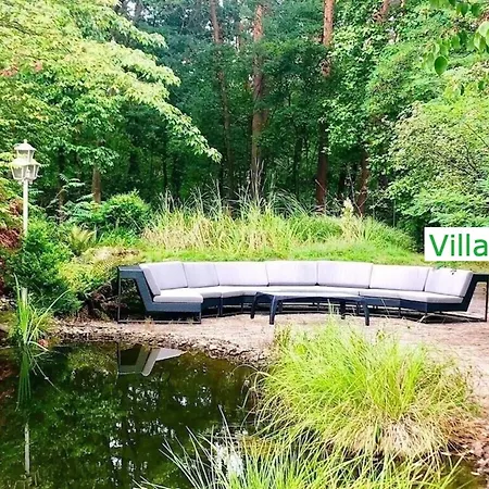 Emg Nah Hannover Mit Pool, Kamin, Garten, Teich, Wald, Partyraum Fuer Familien Gruppen Bis 22 Personen Vila