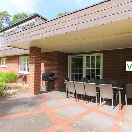 Вилла Emg Nah Hannover Mit Pool, Kamin, Garten, Teich, Wald, Partyraum Fuer Familien Gruppen Bis 22 Personen Целле