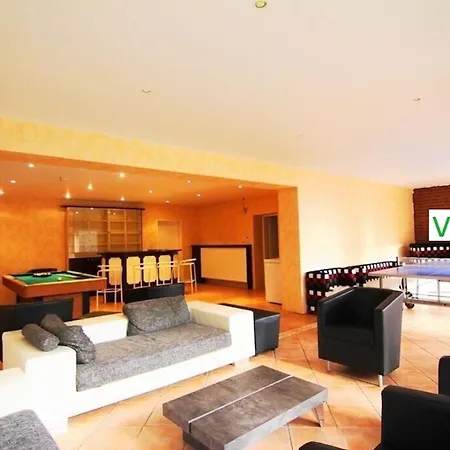 Emg Nah Hannover Mit Pool, Kamin, Garten, Teich, Wald, Partyraum Fuer Familien Gruppen Bis 22 Personen Vila *