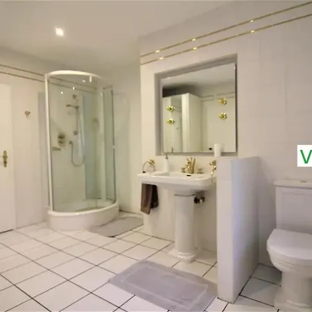 Emg Nah Hannover Mit Pool, Kamin, Garten, Teich, Wald, Partyraum Fuer Familien Gruppen Bis 22 Personen * 첼레