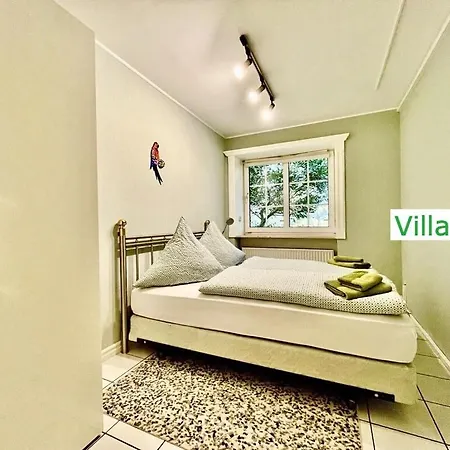 빌라 Emg Nah Hannover Mit Pool, Kamin, Garten, Teich, Wald, Partyraum Fuer Familien Gruppen Bis 22 Personen 첼레
