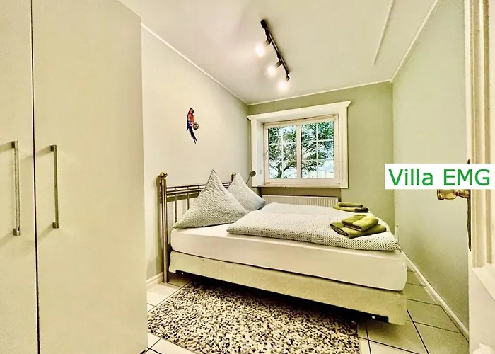 Villa Emg Nah Hannover Mit Pool, Kamin, Garten, Teich, Wald, Partyraum Fuer Familien Gruppen Bis 22 Personen