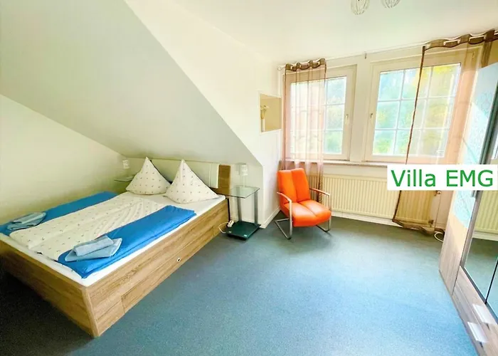 Emg Nah Hannover Mit Pool, Kamin, Garten, Teich, Wald, Partyraum Fuer Familien Gruppen Bis 22 Personen Celle