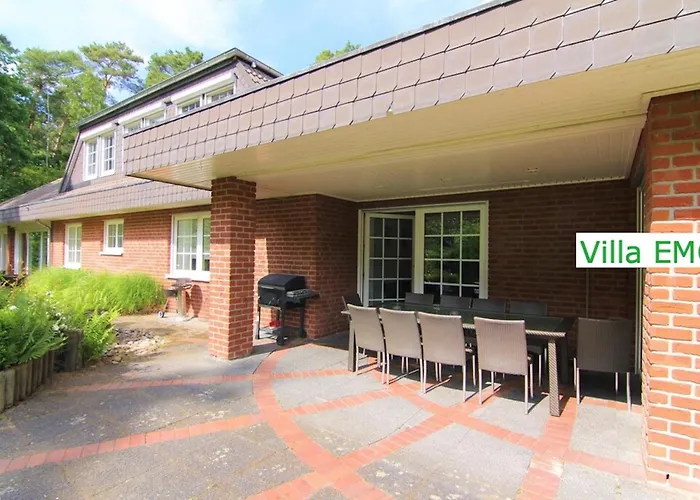 Villa Emg Nah Hannover Mit Pool, Kamin, Garten, Teich, Wald, Partyraum Fuer Familien Gruppen Bis 22 Personen Celle